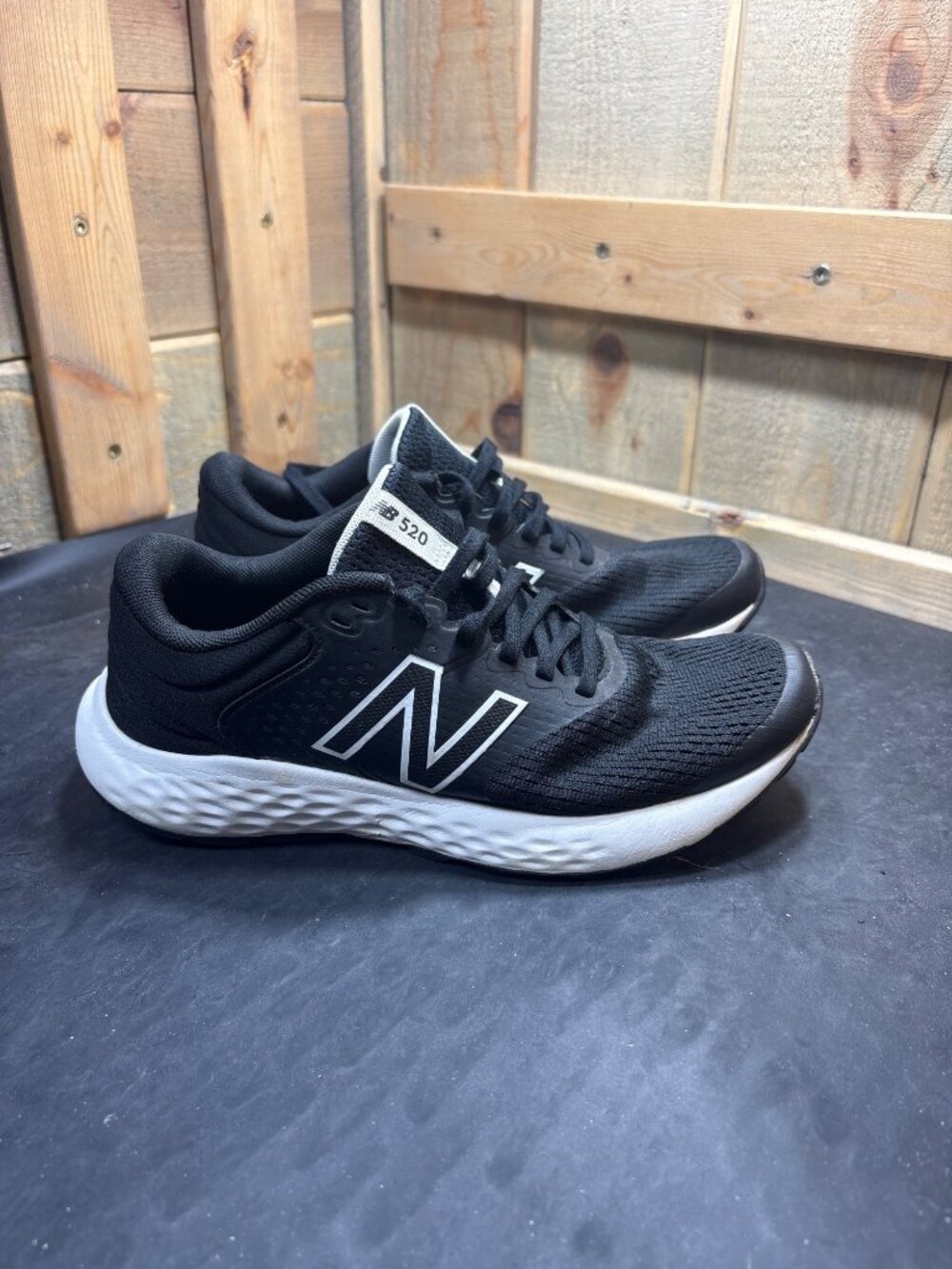 New Balance 520 v7 W520LK7 Womens Size US 7 UK 5 EU 37.5 Black Running Shoes